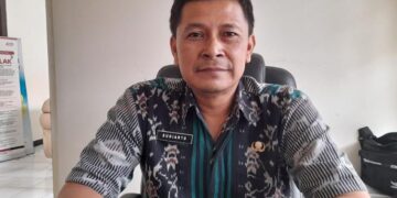 Jadi Penggerak Organisasi, Begini Peran Sekretaris Badan Kesbangpol Kendal 10 Sekretaris Badan Kesatuan Bangsa dan Politik (Kesbangpol) Kabupaten Kendal, Sugiarto. (Anik Kustiani/Lingkarjateng.id)