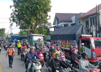Langgar Jam Operasional, Puluhan Truk Kena Tilang di Jalan Pantura Kendal