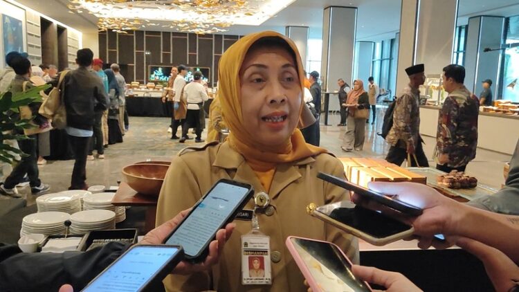 Kepala Dinas Ketahanan Pangan Jawa Tengah, Dyah Lukisari saat memberikan keterangan kepada awak media. Foto : Rizky / Lingkar Jateng