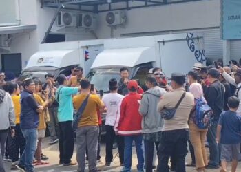 Protes Menu MBG, Warga Tlogowungu Pati Geruduk SPPG