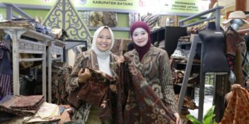 Ketua Dekranasda Jateng, Nawal Arafah Yasin hadir langsung dalam ajang The Jakarta International Handicraft Trade Fair (Inacraft) di Jakarta International Convention Center (JICC), Jakarta, Rabu, 4 Februari 2026. (Humas Pemrov Jateng/Lingkarjateng.id)