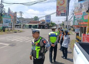 Polresta Pati beserta stakeholder terkait dalam gelaran operasi keselamatan. (Dok. for Lingkarjateng.id)