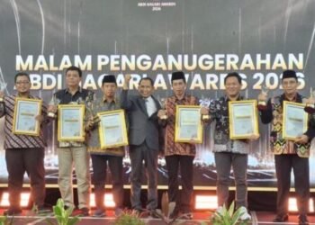 MTsN 1 Pati saat menerima penghargaan tingkat nasional. (Dok. Pribadi/Lingkarjateng.id)