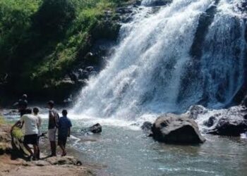 2 Wisatawan Tenggelam di Air Terjun Batu Bobot Jepara
