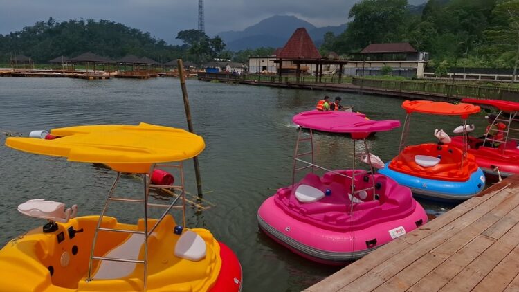 Dinas Pariwisata Kabupaten Semarang siapkan wahana baru di DTW Bukit Cinta, yang ada di Kecamatan Banyubiru, Kabupaten Semarang jelang libur Lebaran 2026. Foto: Hesty Imaniar/Lingkar