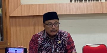 Aduan THR 2026 di Jateng Capai 231 Kasus, Mayoritas dari Sektor Manufaktur 17 Kepala Dinas Tenaga Kerja dan Transmigrasi (Disnakertrans) Provinsi Jawa Tengah, Ahmad Aziz. (Rizky Syahrul/Lingkarjateng.id)