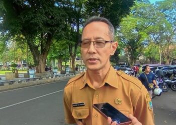 Kepala Dinas Kesehatan Kota Salatiga Prasit Al Hakim. (Angga Rosa/Lingkarjateng.id)