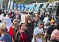 MUDIK: Para pemudik yang akan pulang ke kampung halaman dari Taman Mini Indonesia Indah (TMII), Jakarta Timur pada Senin, 16 Maret 2026. (Humas Pemprov Jateng)