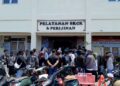 Pasca Libur Lebaran, Pemohon SKCK di Demak Membeludak 36 Warga memadati ruang pelayanan permohonan SKCK di Polres Demak, Senin, 30 Maret 2026. (M. Burhanuddin Aslam/Lingkarjateng.id)