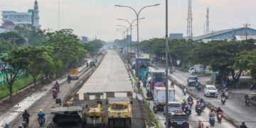Perbaikan ruas Jalan Pantura Kaligawe, Kota Semarang, Jawa Tengah. (Humas Pemprov Jateng/Lingkarjateng.id)