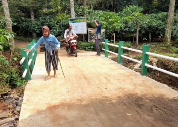 Permudah Mobilitas, Pelebaran Jembatan di Dusun Tempuran Kendal Rampung
