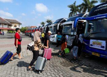 Armada bus program balik rantau gratis yang digelar Pemprv Jateng pada 2024 lalu. (Humas Pemprov Jateng/Lingkarjateng.id)