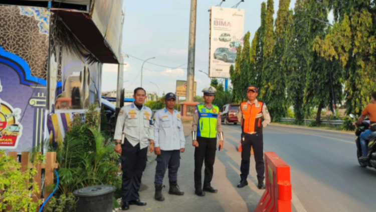 Posko Arus mudik Dinrumkimhub Blora. Foto : Dok Dinrumkimhub For LingkarJateng