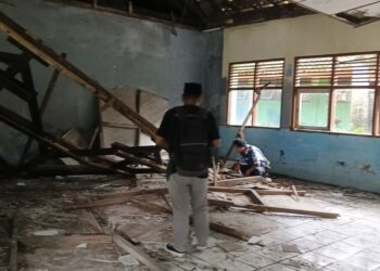 Ruang kelas rusak di salah satu sekolah di Kabupaten Blora. (Eko Wicaksono/Lingkarjateng.id)