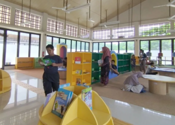 Wisata Edukasi Favorit Anak, Pengelola Arpusda Kudus : Animo Warga Terus Meningkat 25 Gedung perpustakaan daerah dimanfaatkan juga sebagai destinasi wisata edukasi favorite bagi anak-anak. Foto : dok.Antara/LingkarJateng