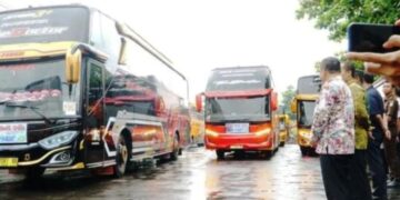 Mudik Gratis Pemkab Pati Resmi Dibuka, Simak Jadwal dan Cara Daftarnya 1 Mudik gratis lebaran 2025. (Dok. Lingkarjateng.id)