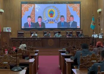 Rapat paripurna penyampain hasil reses tahap III tahun 2026 di gedung DPRD Pati, Rabu, 4 Maret 2026. (Lingkarjateng.id)