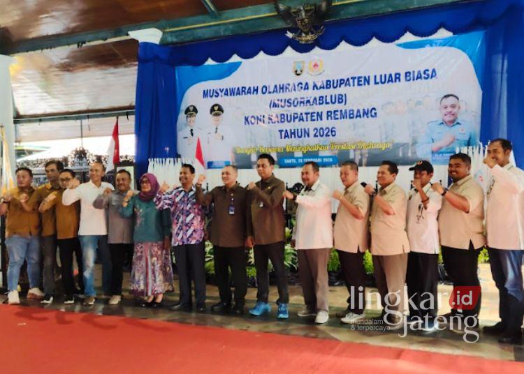 Berakhir Aklamasi, Suswantoro Terpilih Jadi Ketua KONI Rembang 25 Penetapan Suswantoro sebagai Ketua Umum Komite Olahraga Nasional Indonesia (KONI) Kabupaten Rembang digelar di Pendopo Museum Kartini Rembang, Sabtu sore, 28 Februari 2026. (Dok. for Lingkarjateng.id)