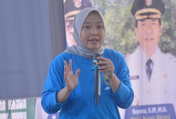 Ketua TP PKK Faelasufa Minta Daycare di Batang Diawasi Ketat, 14 Lokasi Sudah Berizin 25 Ketua TP PKK Kabupaten Batang, Faelasufa Faiz Kurniawan. Foto : Dok.batangkab.go.id/Lingkar