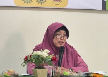 Pengurus Madrasah Lansia Aisyiyah (MLA) Pati, Hj. Lintal Muna dalam giat halal bihalal, Jumat, 17 April 2026. (Lingkarjateng.id)