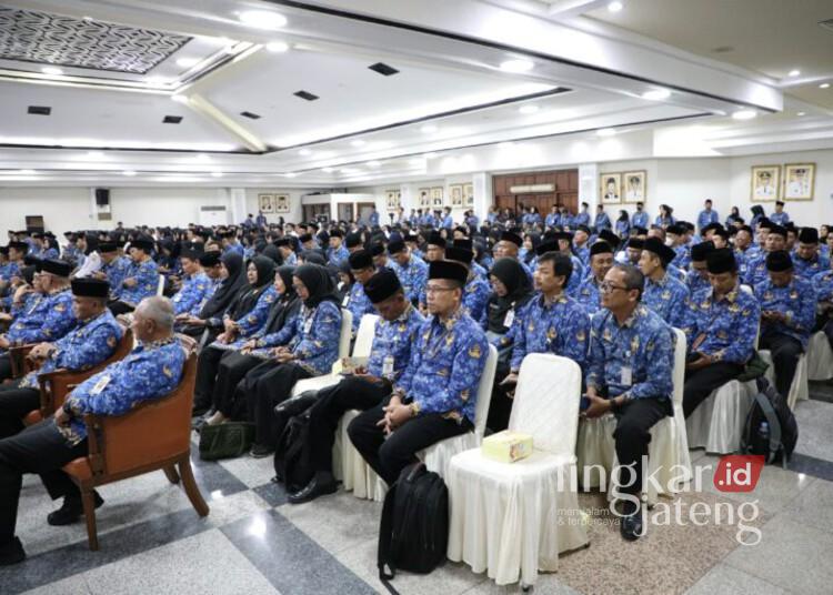 64 Ribu ASN Pemprov Jateng Dipastikan Mulai WFH Pekan Ini 25 ASN PPPK Pemprov Jateng. (Humas Pemprov Jateng/Lingkarjateng.id)