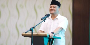 Gubernur Jawa Tengah, Ahmad Luthfi saat menghadiri acara “Halalbihalal Ngumpulke Balung Pisah Warga NU se-Jateng” di Hotel Pandanaran, Kota Semarang, Minggu malam, 19 April 2026. (Humas Pemprov Jateng/Lingkarjateng.id)