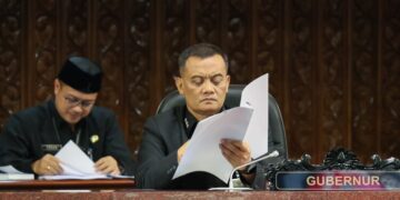 Gubernur Jawa Tengah, Ahmad Luthfi, saat mengikuti rapat paripurna di Gedung DPRD Jateng, Kamis, 30 April 2026. (Humas Pemprov Jateng/Lingkarjateng.id)