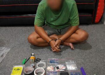 DIRINGKUS : Salah satu pelaku dari 3 pelaku peredaran narkoba beserta barang bukti diamankan di Mapolda Jateng, Jumat, 24 April 2026. Foto : Dok.Humas Polres Salatiga/Lingkar