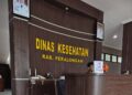 POTRET: Konter pelayanan Dinas Kesehatan Kabupaten Pekalongan. (Fahri Akbar/Lingkarjateng.id)