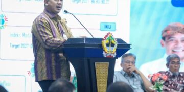 Wakil Gubernur Jawa Tengah, Taj Yasin Maimoen memberikan arahan dalam forum Musrenbang di Gedung Gradika Bhakti Praja, Semarang, Selasa, 28 April 2026.(Dok. Humas Pemprov Jateng/Lingkarjateng.id)