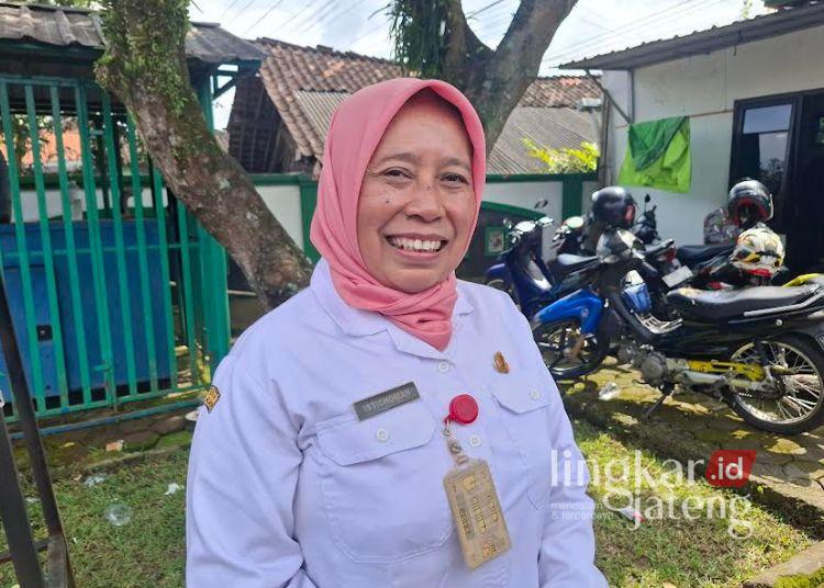 Pemkab Semarang Respons Wacana Bansos Disalurkan Lewat Kopdes Merah Putih 25 Kepala Dinas Sosial Kabupaten Semarang, Istichomah. (Hesty Imaniar/Lingkarjateng.id)