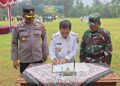 Plt Bupati Pekalongan, Sukirman, membuka TMMD Sengkuyung tahap II di Lapangan Desa Sawangan, Kecamatan Doro, Kabupaten Pekalongan, Rabu, 22 April 2026. (Fahri Akbar/Lingkarjateng.id)