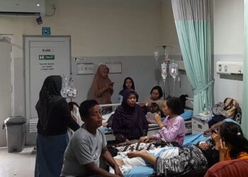 Ratusan Santri di Demak Diduga Keracunan Usai Makan Nasi Goreng MBG