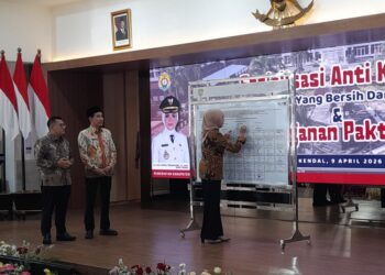 Di Hadapan KPK, Pemkab Kendal Teken Pakta Integritas Antikorupsi