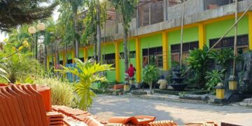 Pembangunan di SMP Negeri 3 Blora yang mendapat Bantuan Presiden (Banpres). (Eko Wicaksono/Lingkarjateng.id)