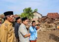 Wakil Gubernur Jawa Tengah, Taj Yasin Maimoen meninjau kondisi Dukuh Solondoko, Desa Trimulyo, Kecamatan Guntur, Kabupaten Demak pasca banjir, Selasa, 7 April 2026. (Humas Pemprov Jateng/Lingkarjateng.id)