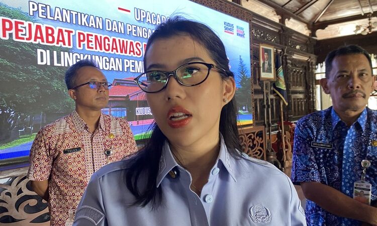 Siswa SMK Kudus Tolak MBG Diintimidasi, Wabup Bellinda: Kami Beri Pendampingan 25 Wakil Bupati Kudus, Bellinda Putri Sabrina Birton. Foto : Nisa Hafizhotus Syarifa/Lingkar