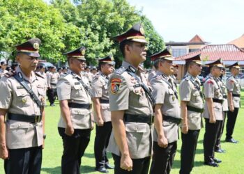 Sertijab 7 Pejabat Polres Kendal, Kapolres Tekankan Peningkatan Kinerja