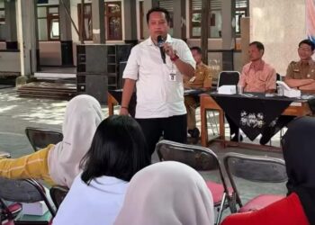 Sosialisasikan Permendikbud 75/2016, DPRD Pati Ajak Wali Murid Tolak Pungli