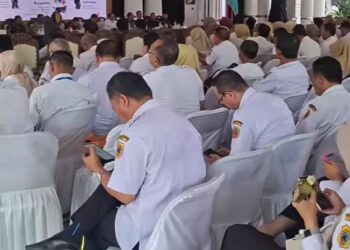 DPRD Pati Sesalkan ASN Main HP saat Sosialisasi Antikorupsi KPK