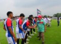 Plt. Bupati Pekalongan Sukirman saat menghadiri pembukaan turnamen sepak bola Purwodadi Cup 2026 di lapangan Desa Purwodadi, Kecamatan Sragi, Rabu, 1 April 2026. (Fahri Akbar/Lingkarjateng.id)