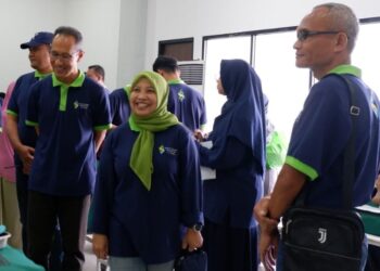 Direktur RSUD dr. Soebarkat Tjitrodarmodjo Salatiga Ita Rima Rahmawati bersama jajaran direksi saat menghadiri kegiatan yang digelar rumah sakit tersebut, belum lama ini. (Dok.Humas RSUD dr Soebarkat Tjitrodarmodjo/Lingkarjateng.id)