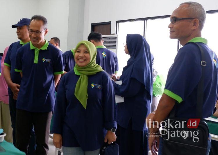 Perubahan Anggaran 2026, RSUD dr Soebarkat Salatiga Kejar Pendapatan Rp154 Miliar 25 Direktur RSUD dr. Soebarkat Tjitrodarmodjo Salatiga Ita Rima Rahmawati bersama jajaran direksi saat menghadiri kegiatan yang digelar rumah sakit tersebut, belum lama ini. (Dok.Humas RSUD dr Soebarkat Tjitrodarmodjo/Lingkarjateng.id)