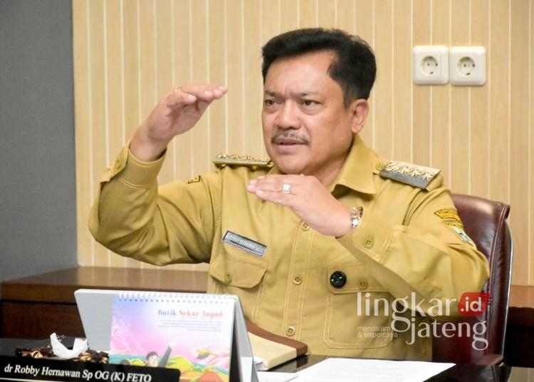 Wali Kota Salatiga Tekankan Tertib Pajak dan Digitalisasi Keuangan 25 Wali Kota Salatiga Robby Hernawan. (Dok.Prokompim Setda Salatiga/Lingkarjateng.id)