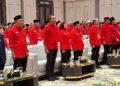 Musancab PDI Perjuangan Kabupaten Semarang, Konsolidasi - Penataan Pengurus Baru Hadapi Pemilu 2029 34 Ketua DPC PDI Perjuangan Kabupaten Semarang, Ngesti Nugraha bersama Pengurus DPC, dan Wakil Ketua Bidang DPD PDI Perjuangan Jateng Dyah Kartika Permanasari dalam Musancab PDI Perjuangan Se-Kabupaten Semarang di Wahid Bandungan, Kabupaten Semarang. Foto : Hesty Imaniar/ Lingkar
