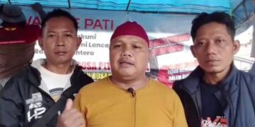 Pimpinan Germap, Yayak Gundul (tengah). (Dok for Lingkarjateng.id)