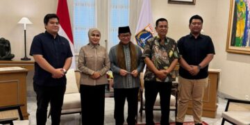 Bupati Kendal Silaturahmi ke Gubernur DKI Jakarta, Bahas Peluang Kerja Sama Antar Daerah 12 Bupati Kendal, Dyah Kartika Permanasari, saat kunjungan silaturahmi ke Gubernur DKI Jakarta, Pramono Anung, di Jakarta, Jumat, 8 Mei 2026. (Unggul Priambodo/Lingkarjateng.id)