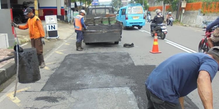 Harga BBM dan Aspal Naik DPUPR Salatiga Pakai Sistem Zonasi Perbaikan Jalan