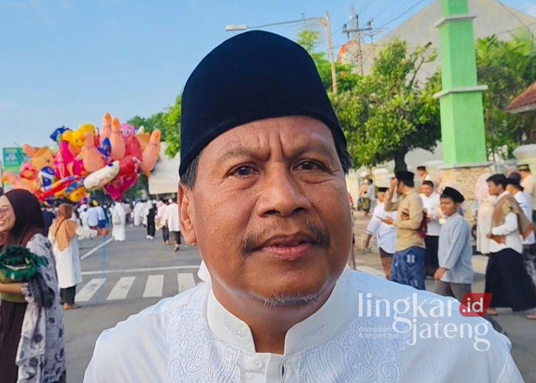 Ikut Berkurban pada Idul Adha 2026, Bupati Rembang Ajak Bangun Kebersamaan 25 Bupati Rembang, Harno ditemui usai mengikuti Salat Iduladha di Masjid Agung Baiturrahman Rembang, Rabu, 27 Mei 2026. (Vicky Rio/Lingkarjateng.id)