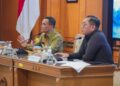 Gubernur Luthfi : Jawa Tengah Butuh Pembenahan Logistik Laut 27 Gubernur Ahmad Luthfi saat Rapat Koordinasi Sistem Logistik Berbasis Laut di Kantor Gubernur Jawa Tengah, Senin, 11 Mei 2026. Foto: Dok Pemprov Jateng for Lingkar